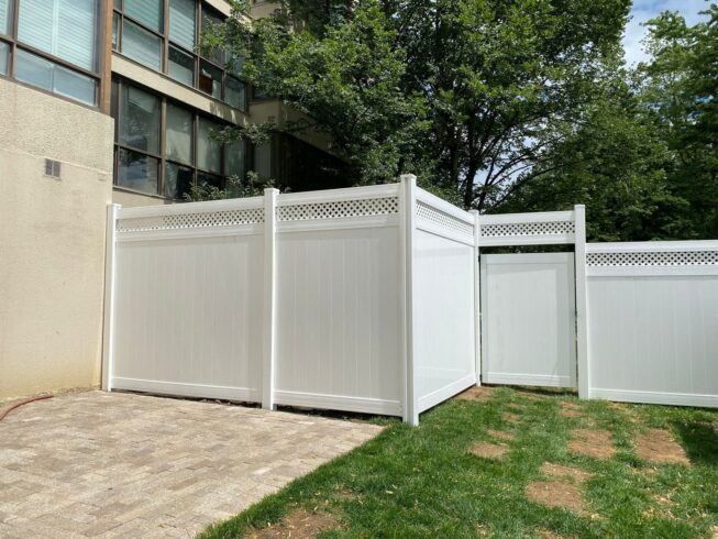 white vinyl fence panels