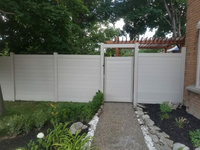 horizontal vinyl fence panels texas